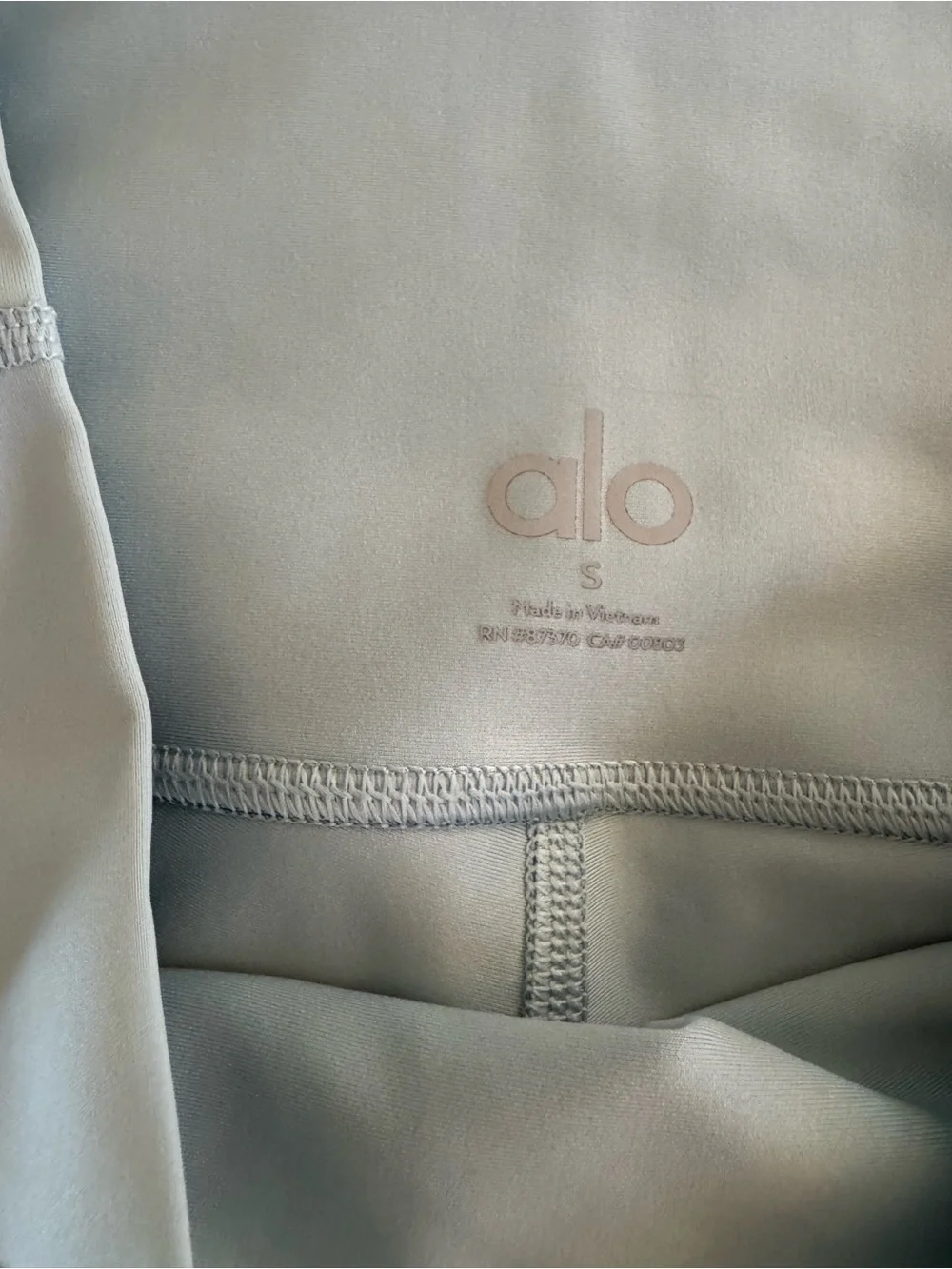 ALO Yoga Light Gray Seamless Leggings